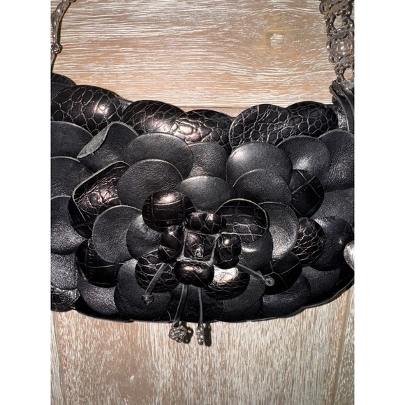 Brighton Black Floral Leather Applique Shoulder Bag Silver Chain Heart Charm - Picture 7 of 13